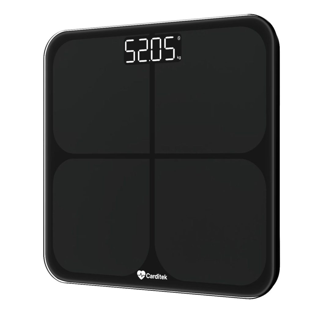 Balanza digital de peso corporal Carditek CDK-BD-2317W en vidrio templado negro, con pantalla LED mostrando 52,05 y logo Carditek
