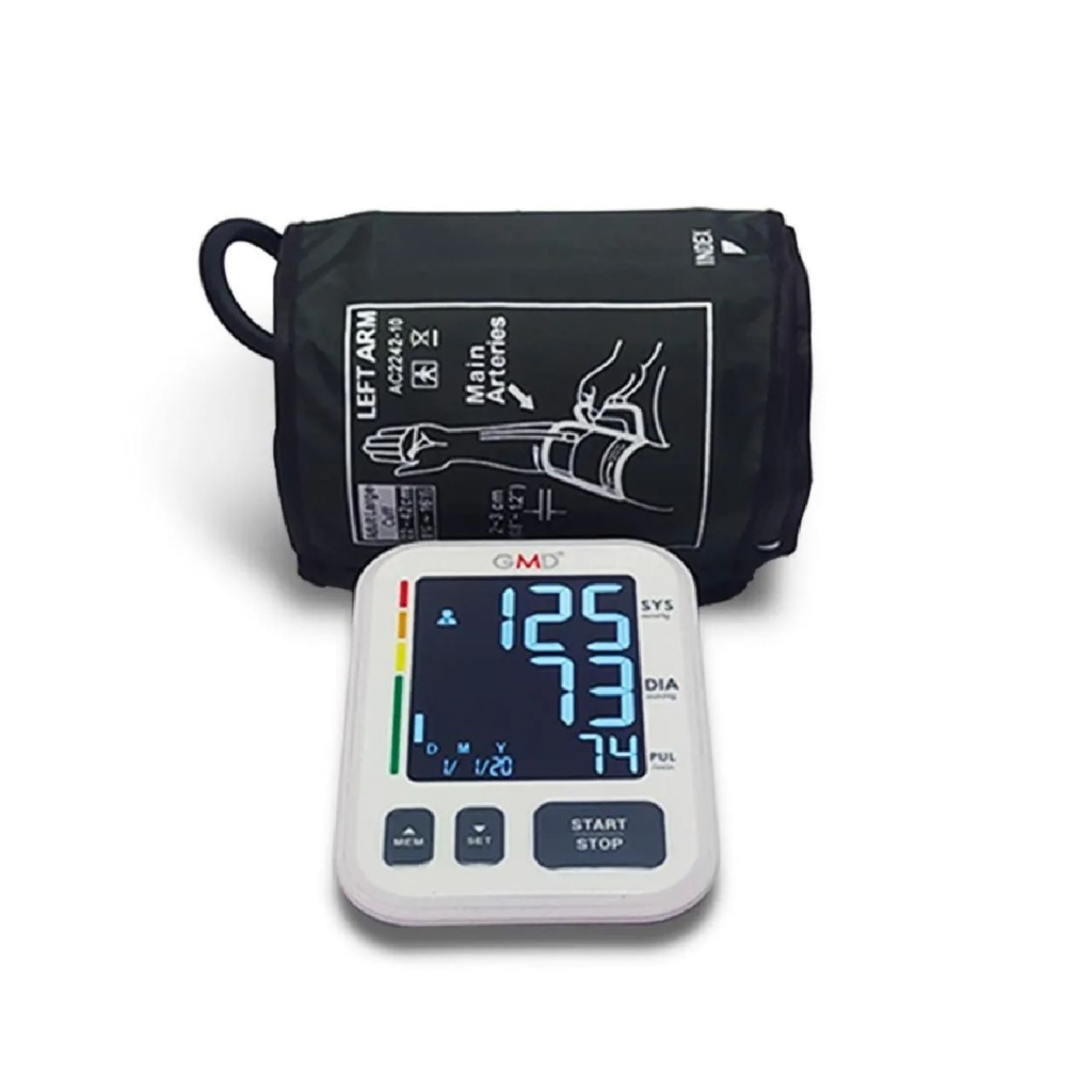 Tensiómetro digital de brazo GMD KARDYO 500 con voz y pantalla inversa de dígitos grandes, lectura 120/80 mmHg - CMC Ingeniería Médica Cali Colombia